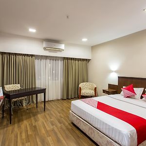 Capital O 769 City Hotel