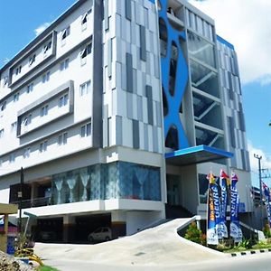 Zenith Hotel